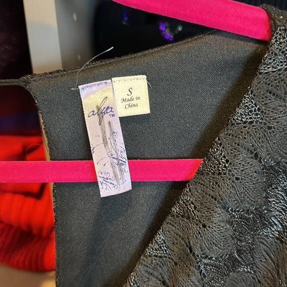 Alya black textured sleeveless v neck front tie lined jumpsuit size S - Picture 2 of 3